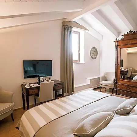 Giardini Calce - Luxury Bed & Breakfast 4*