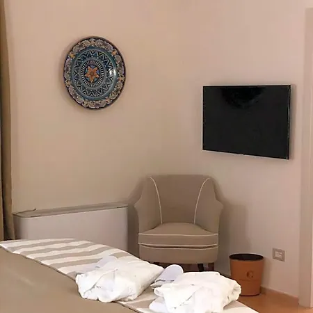 Giardini Calce - Luxury Couette-café 4*